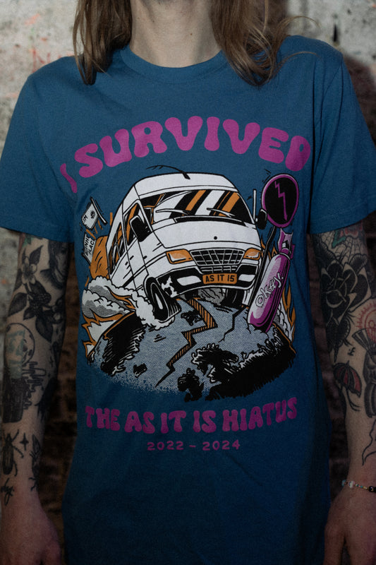 Hiatus Tee